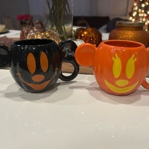 Mickey Mouse Black and Orange Mug Set